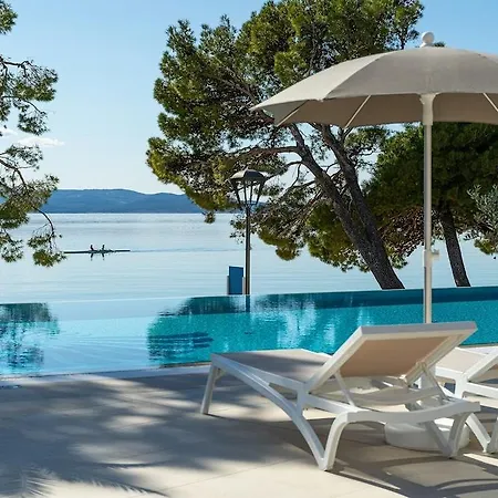 Hotel Valamar Meteor 4*