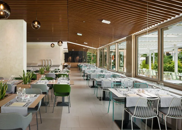 Valamar Meteor Szálloda