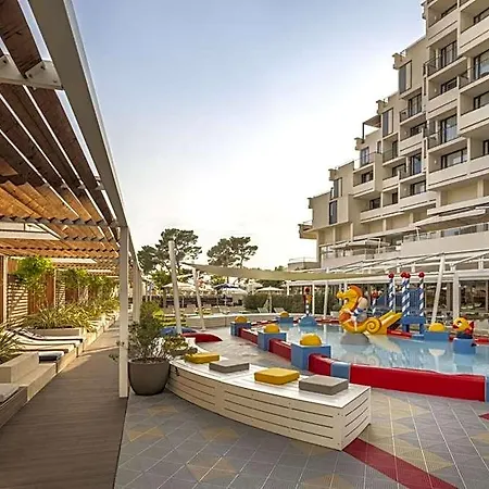 Valamar Meteor Hotel 4*