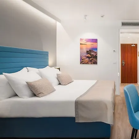 Отель Valamar Meteor 4*