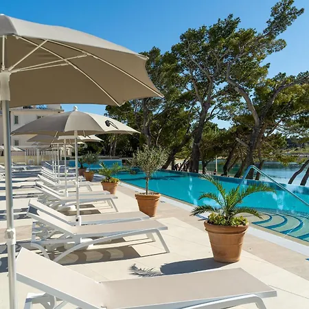 Valamar Meteor Макарска
