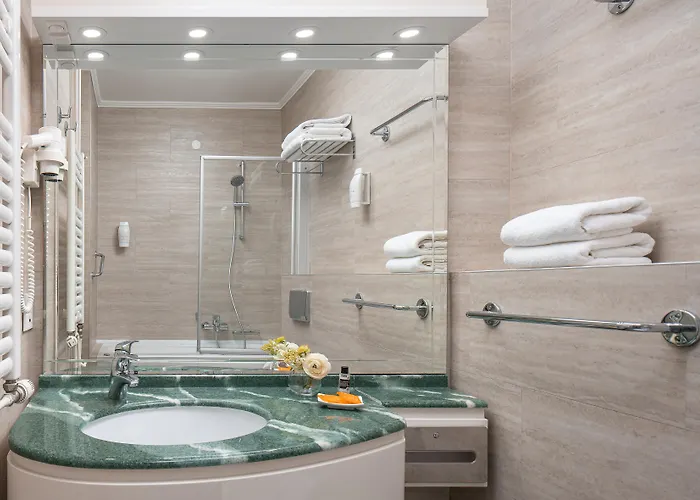 Hotel Valamar Meteor 4*